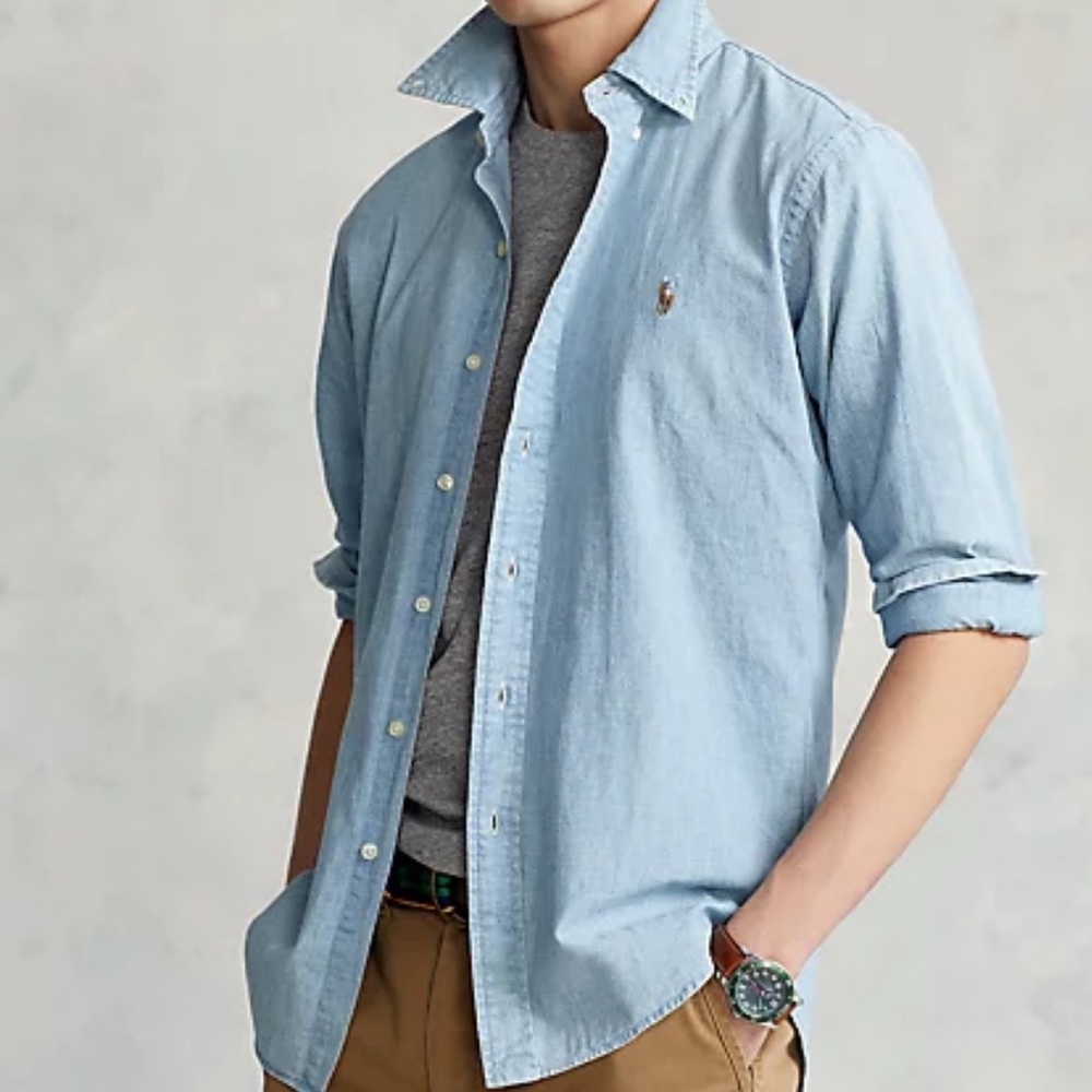 Polo Ralph Lauren
Classic Fit Indigo Chambray Shirt